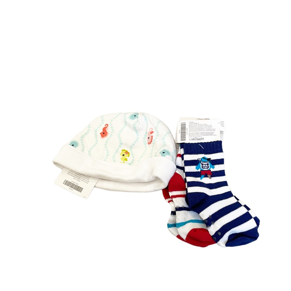 NWT Gymboree Sock and Hat Baby Bundle Size 3-6 months